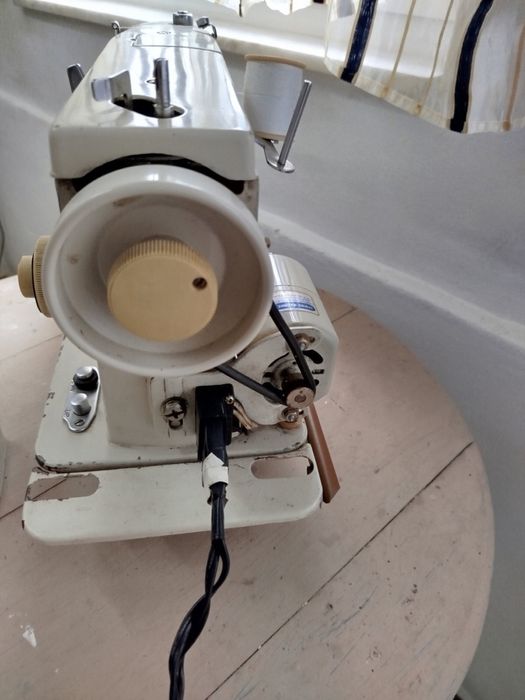 Maquina de costura OLIVA-comercial