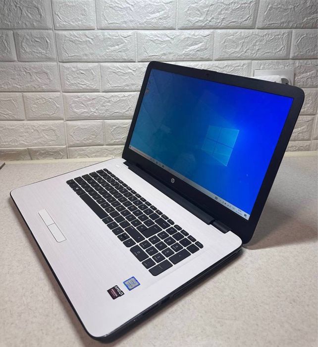 Ігровий ноутубк Hp 17-x022ng