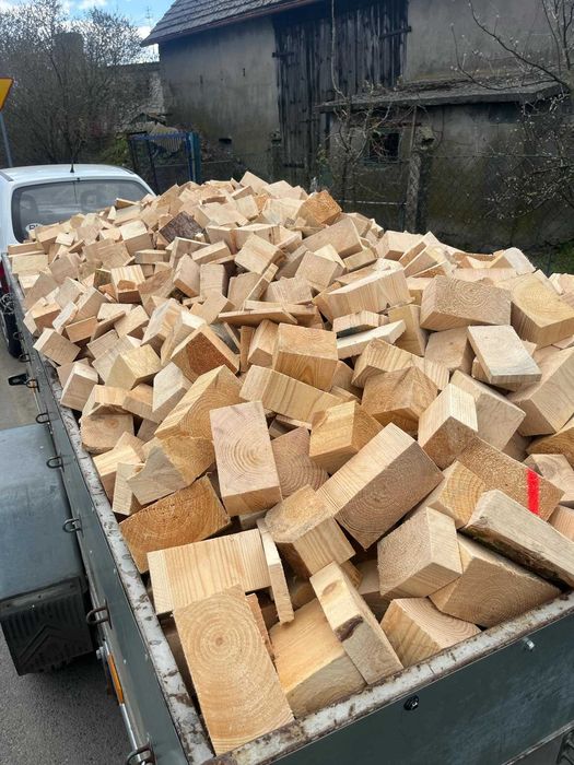 Drewno opałowe. Sosna, świerk