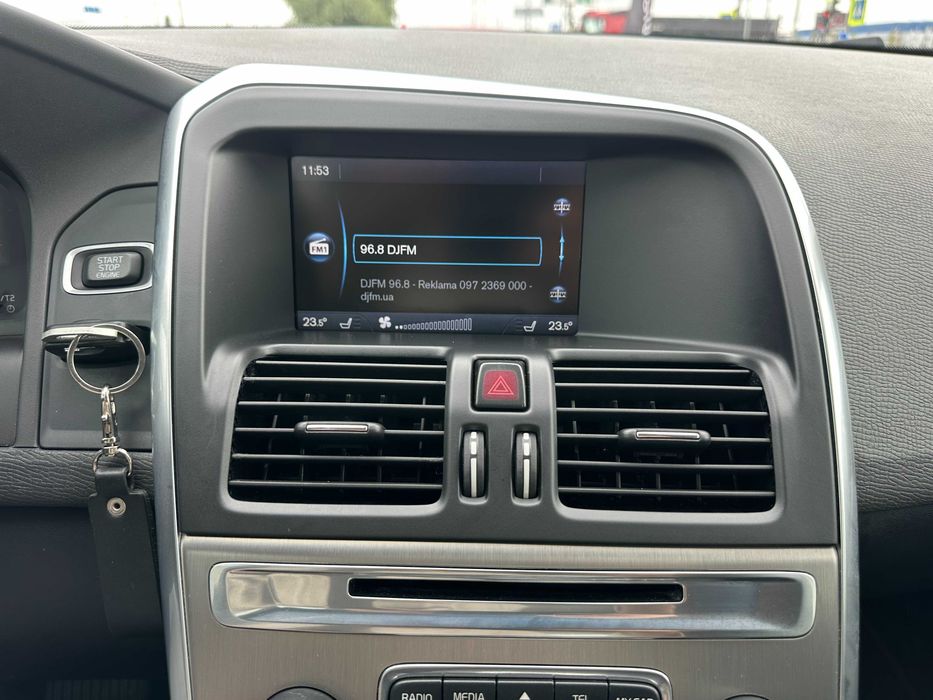 Volvo XC60  2012