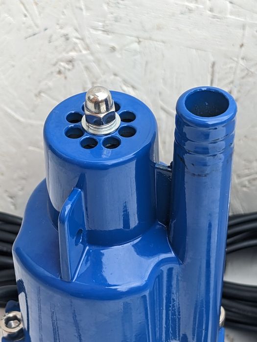 Польський глибинний насос, для води і поливу