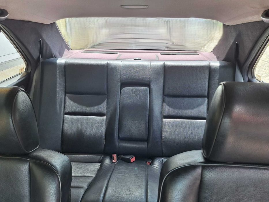 Mercedes em ótimas condições