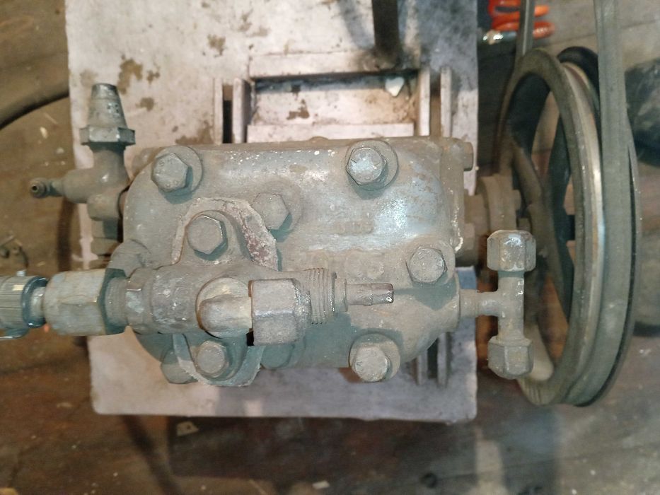 Компрессор ЗИЛ б у