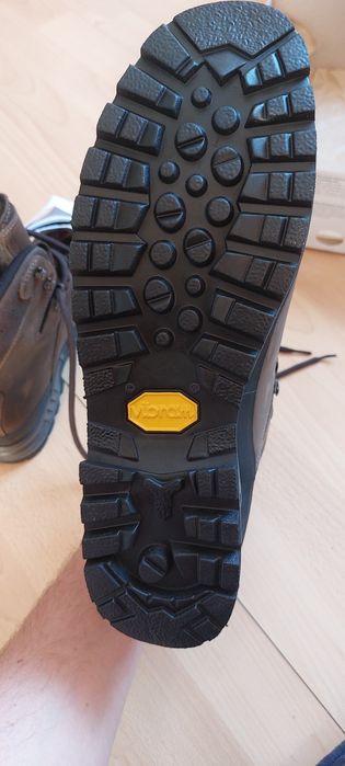 Nowe Meindl Bhutan MFS