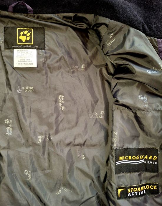 Куртка JACK WOLFSKIN женская L размер.