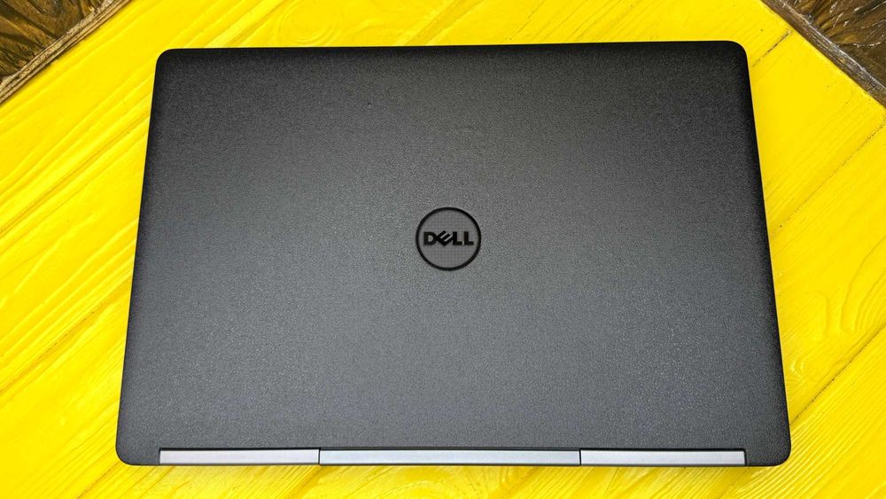 РОЗПРОДАЖ!  Недорогий Ігровий Ноутбук Dell Precision 7510 /Quadro M1000 2 GB