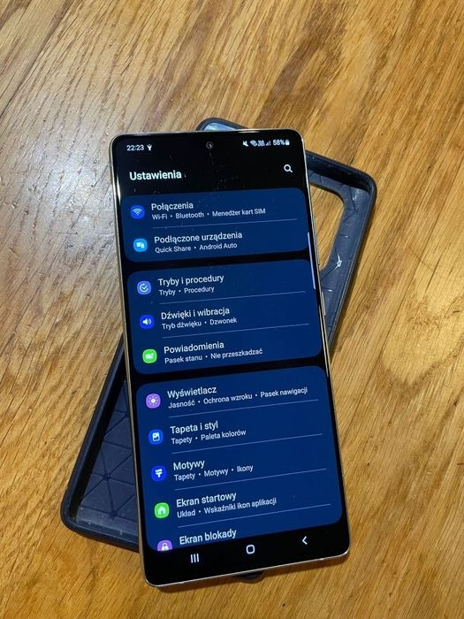 Samsung s10 2sim + microSD