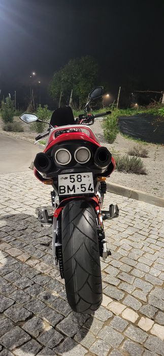 Suzuki GSR 600 – Excelente estado