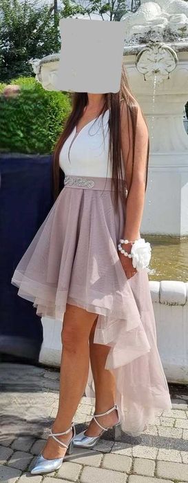 sprzedam sukienkę wieczorową - rozmiar 38/40