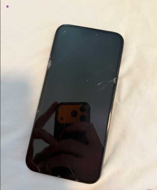 iPhone 15 Pro Max 256 GB – Muito Bom Estado (Bateria 87%)