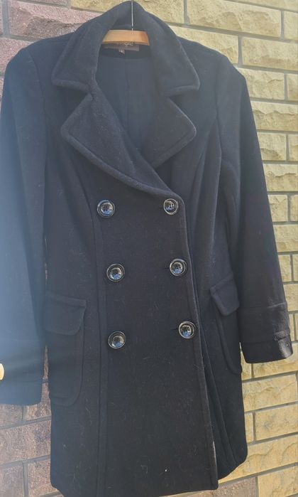 Пальто демисизонное состояние отличное