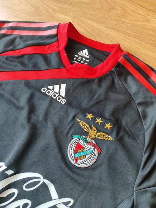 Camisola de jogo usada pelo Renato Sanches na formação do SL Benfica
