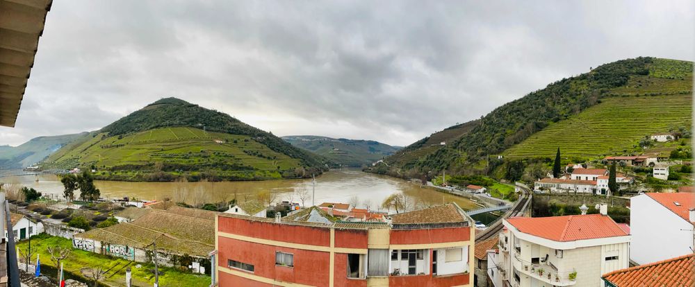 Moradia no Pinhão - Douro Vinhateiro