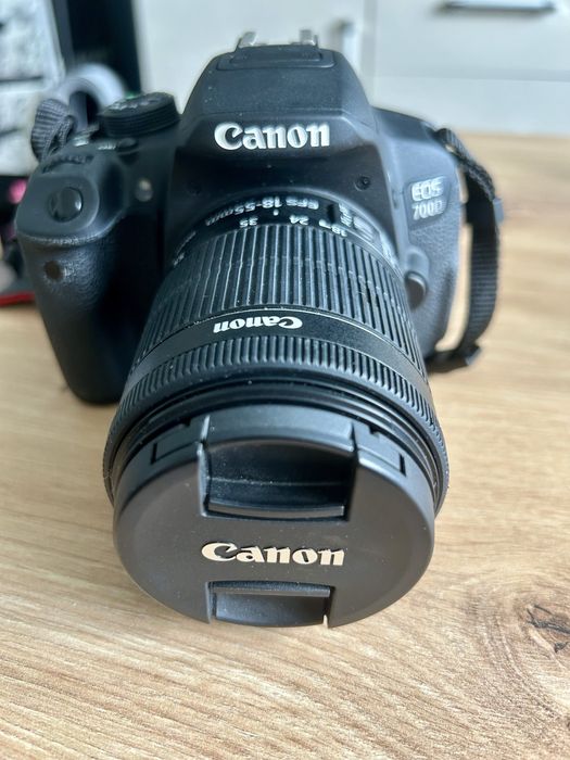 Aparat Canon Eos 700 D