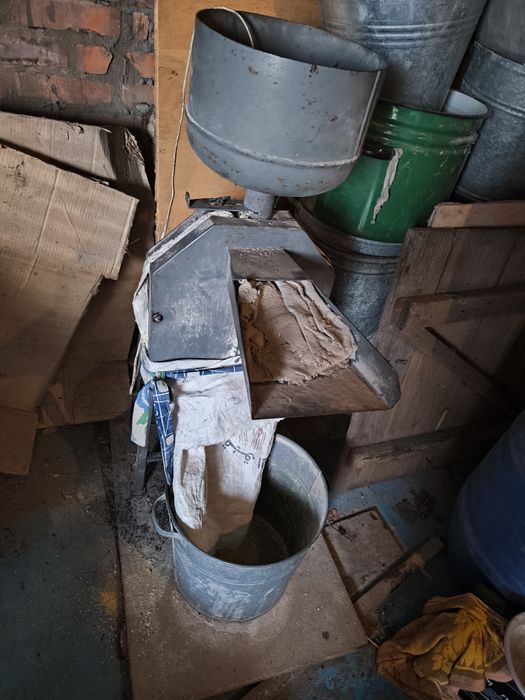 Січкарня для сіна, млинок для зерна