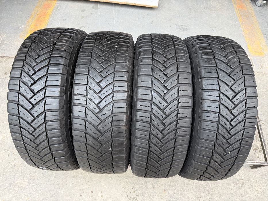 Шини літні R16C 205 65 Michelin Cros Склад Осокорки RLX