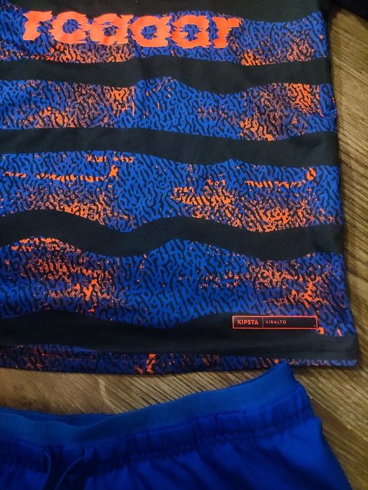 Zestaw koszulka spodenki piłkarskie Decathlon 7-8 lat