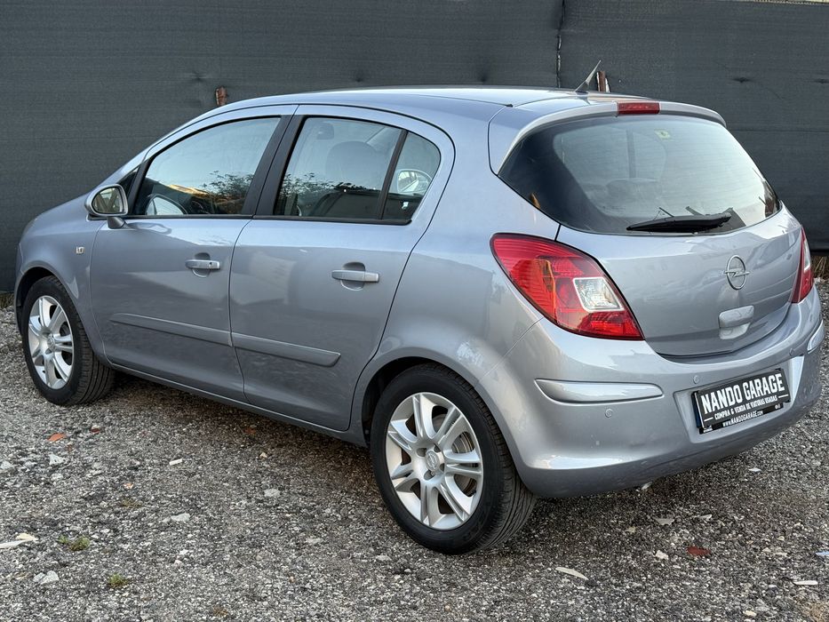 Opel Corsa COSMO 1.2 Gasolina  2006 - 102.000km (Com Garantia)