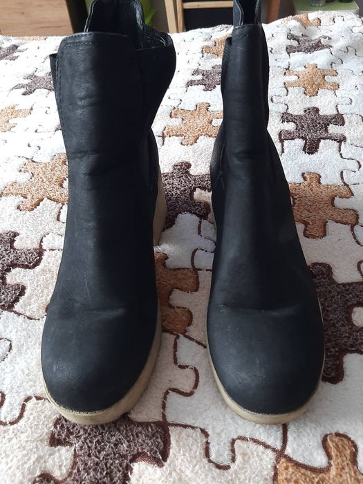 Ботинки весна осінь 39 розмір