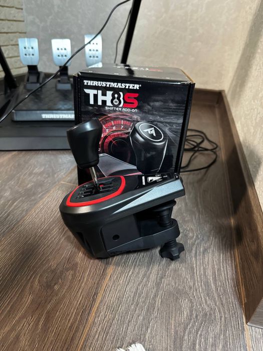 КПП Thrustmaster TH8S Shifter