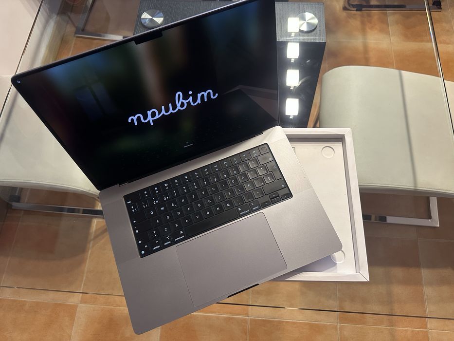 Macbook Pro M1 Max 32GB Ram / 1TB ssd (braga)