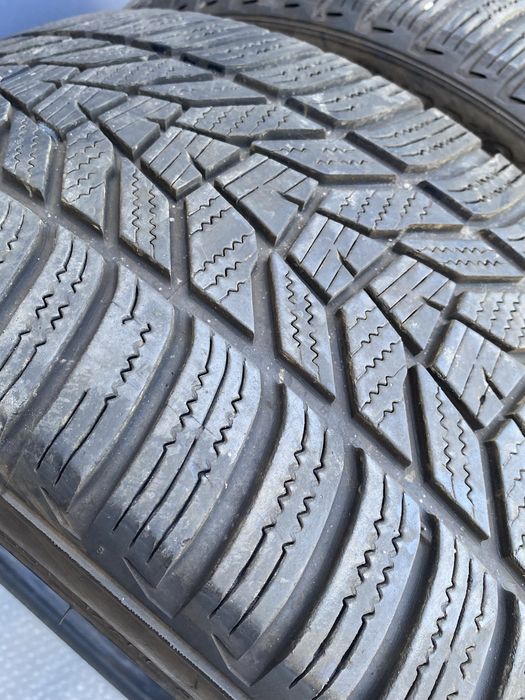 Opony Zimowe Hankook Winter Icept Evo3 225/40R18 92V