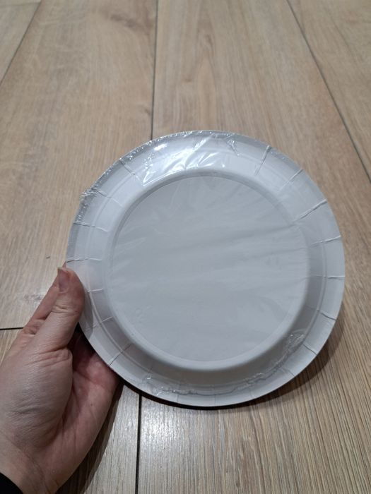 Papierowe talerze 16 szt.
