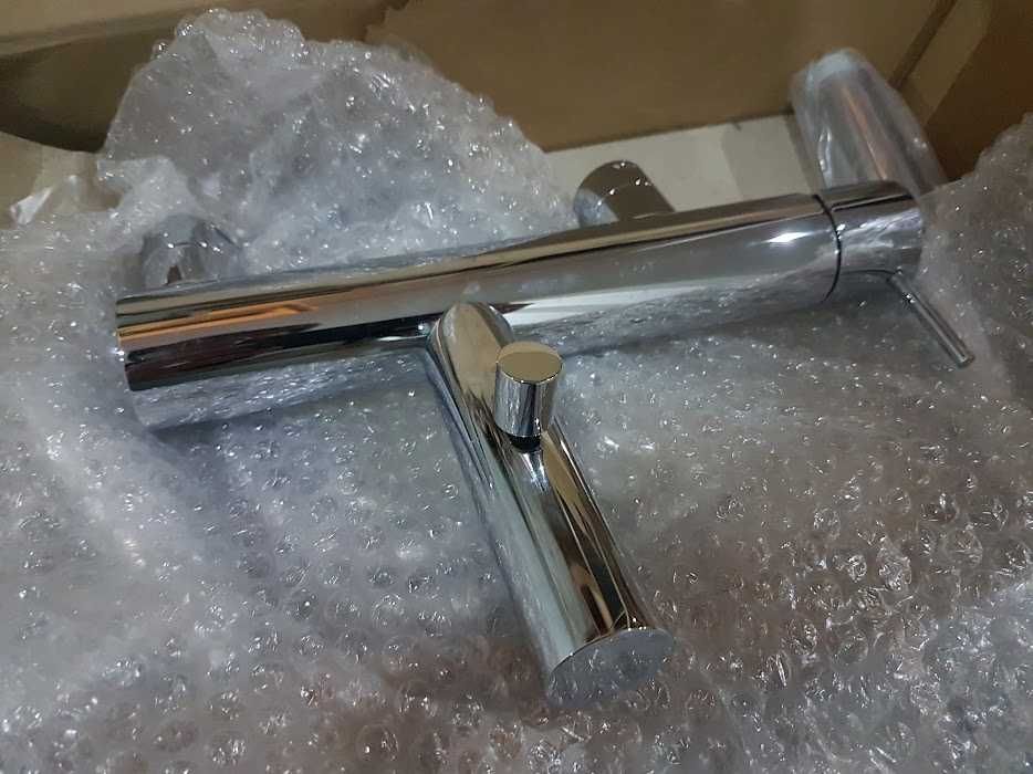 Arch Valadares Faucets427808953152972801