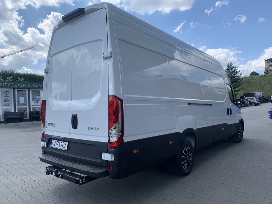 Bus Wynajem wypozycz Busa MAX Hak 200zl Rzeszow Nowka