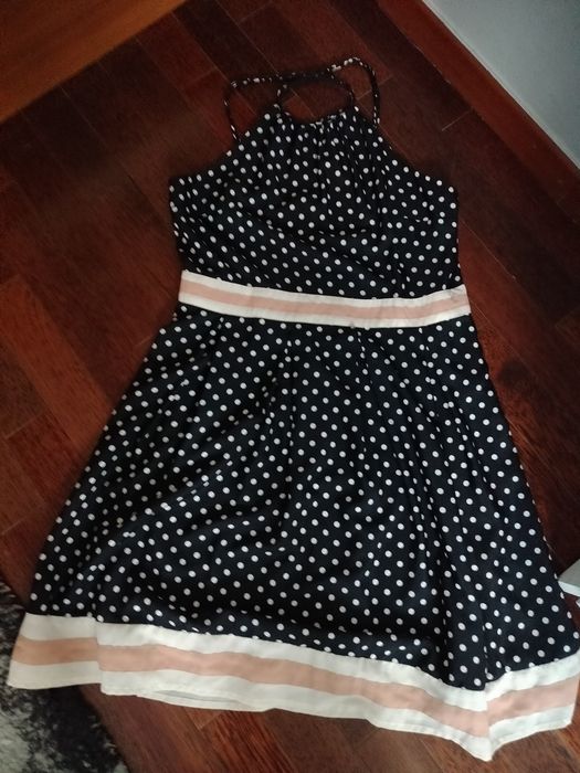 Elegancka sukienka w groszki roz M na wesele