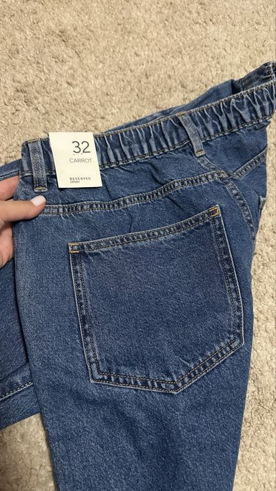 Стильні жіночі джинси нові