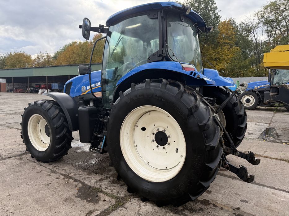 Трактор NEW HOLLAND T6050