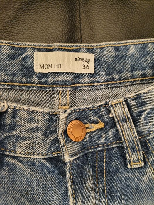 Jeansy mom fit 36 Sinsay, błękitne i niebieskie
