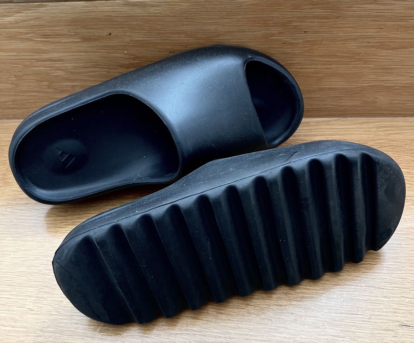 Adidas Yeezy slides
