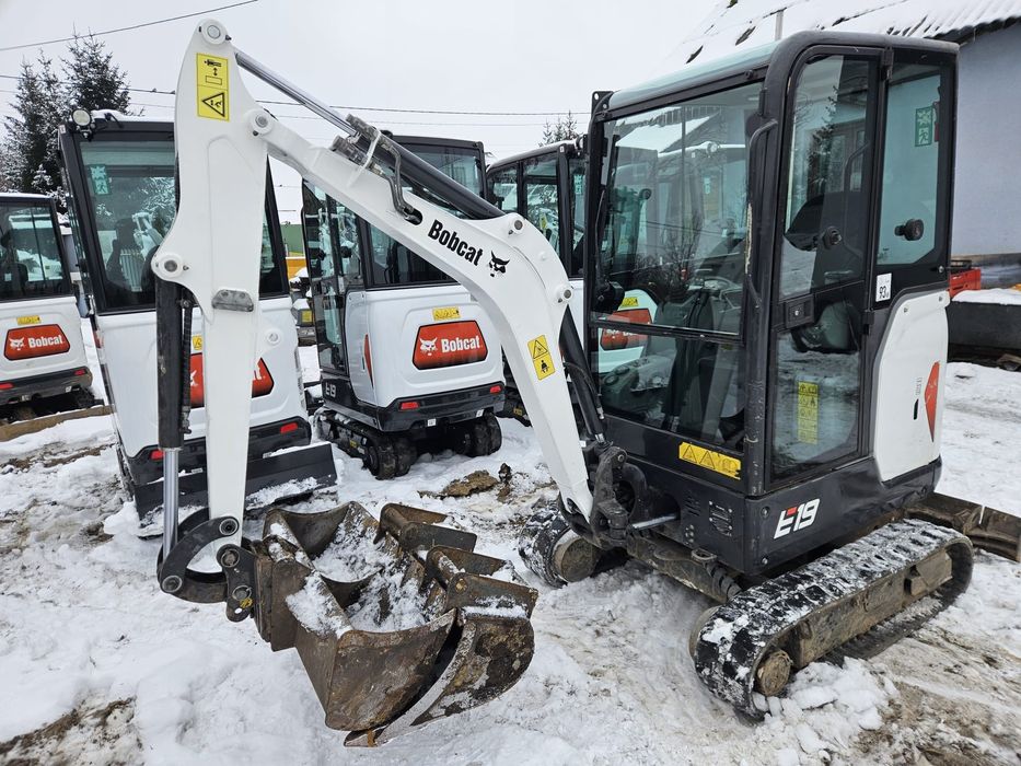 Minikoparka Bobcat E19 Long Arm, super stan, pewna