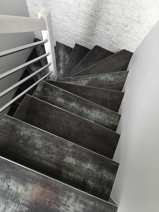 Gres szkliwiony hiszpański Tau CORTEN B anthracite metalizowany 60x120