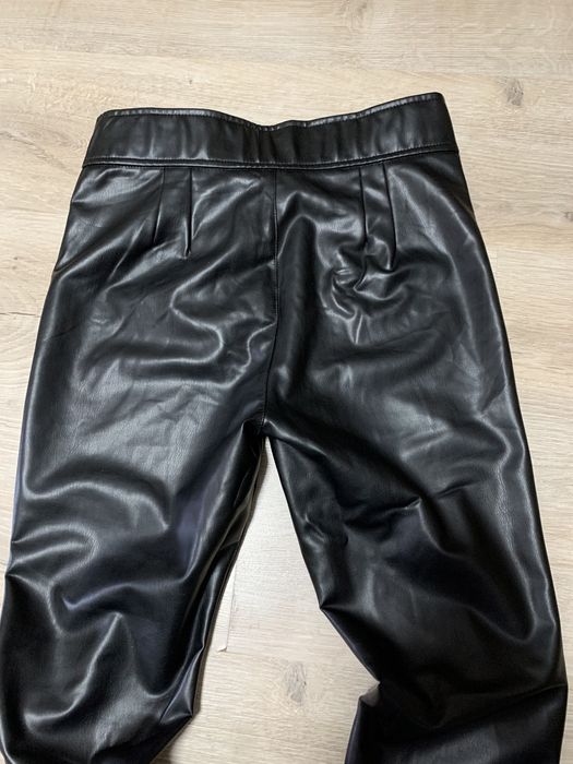 Шкіряні штани Zara