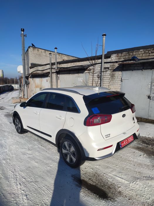 Продам Кia Niro 1.6 Гибрид 19г.в.
