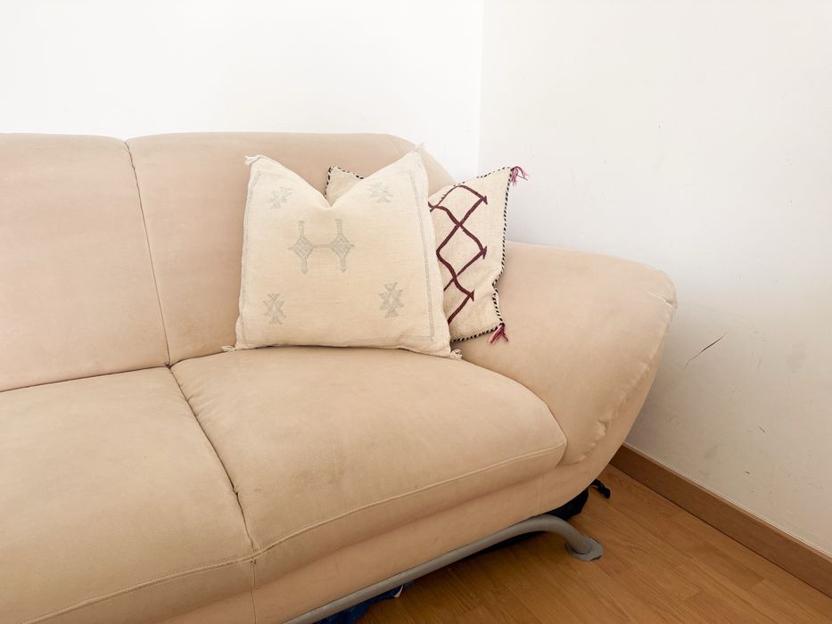 Sofa 2 lugares/ 2 seater sofa