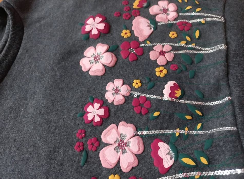 Серый свитер с цветочками primark 18 24 мес 1,5 2 года 86 92 см