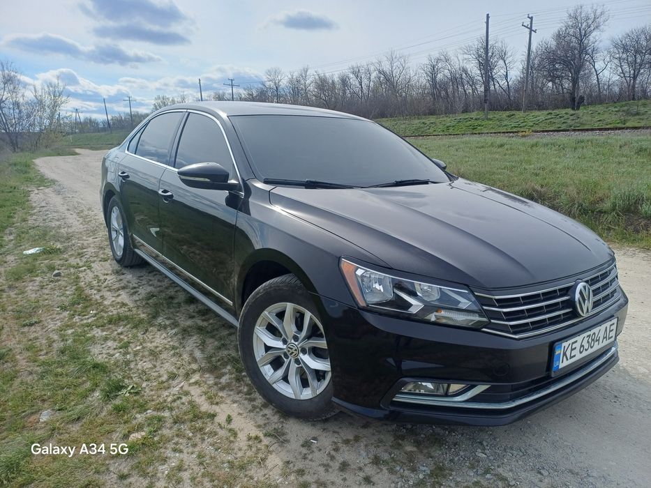 Авто  Volkswagen B8