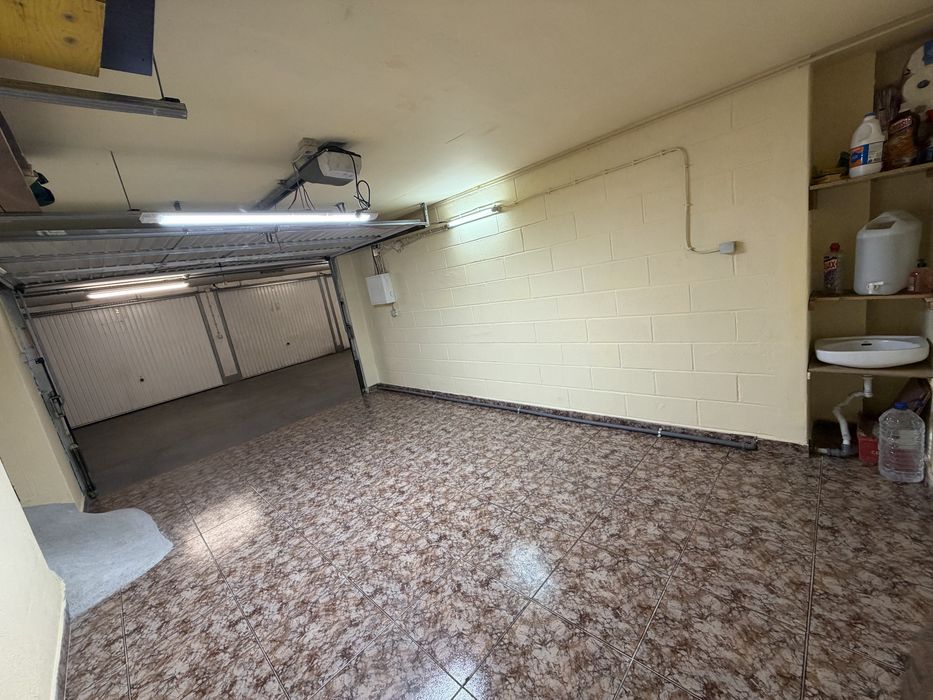 Garagem com portao eletrico 24m2