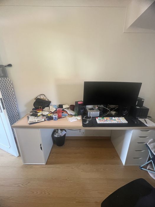 Secretária Setup XL (200cmx60cm) - Tampo Carvalho + Módulo Gavetas + Armário
