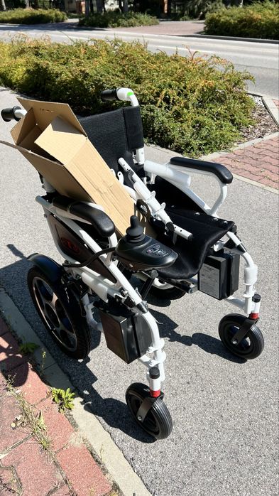 NOWY Wózek inwalidzki elektryczny ANTAR AT52304