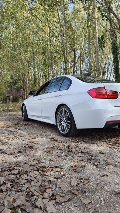 BMW 328i  sport pack M