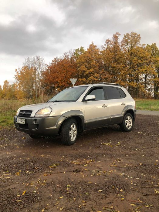 Hyundai Tuscom  Stan dobry , po dużym  serwisie .