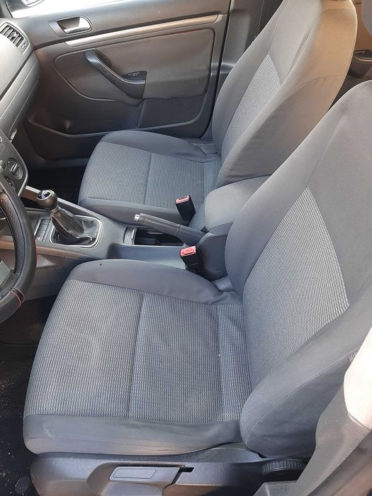 VW Golf 1.9 TDI de 105 cv ,2008