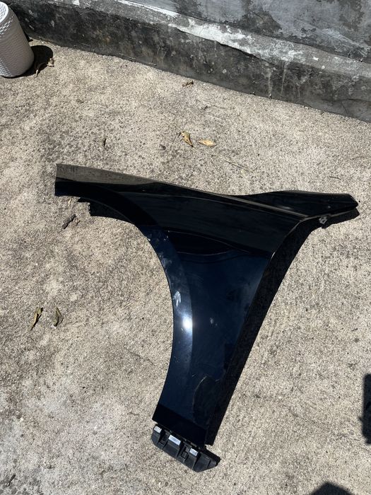 Peças material BMW serie 1 F40 ver descrição