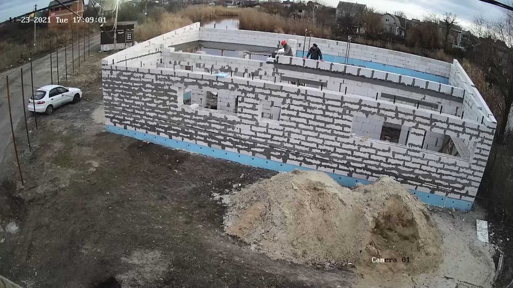 Хит! Комплект IP видеонаблюдения Hikvision на 4 PoE камеры для улицы