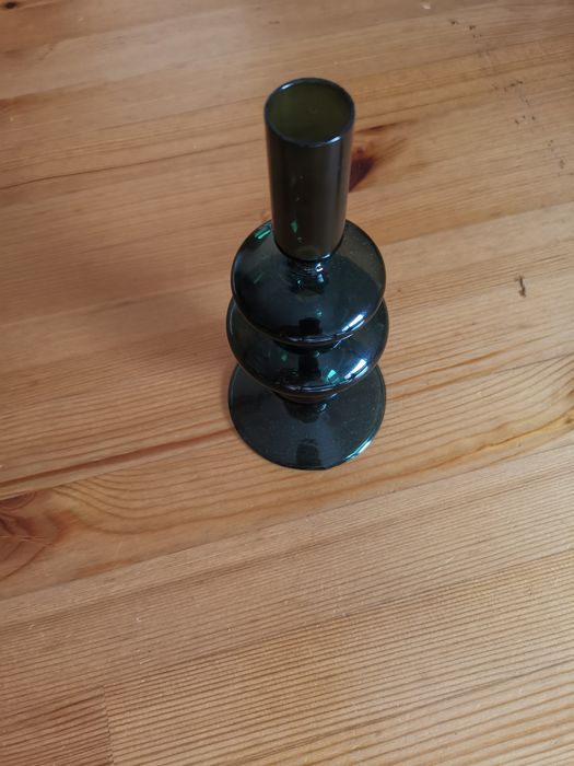 Castiçal verde plástico